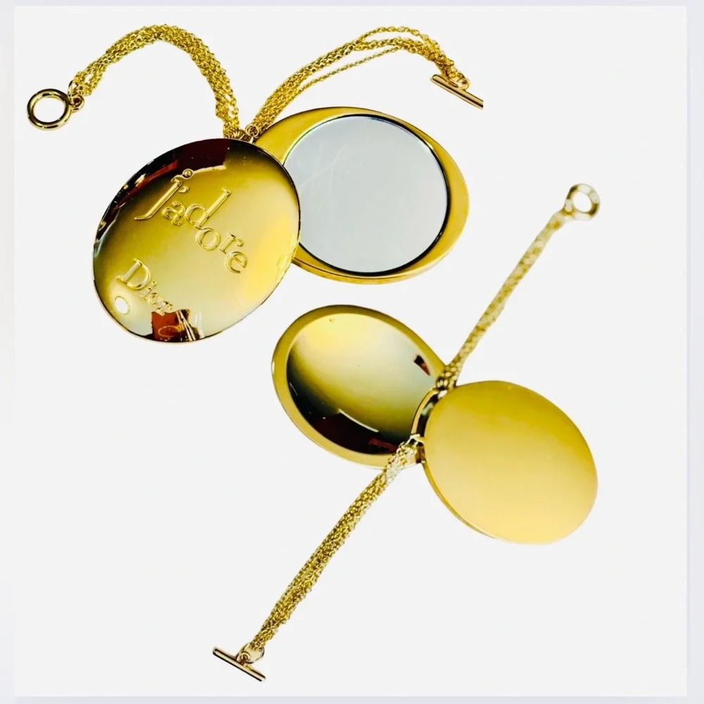 J’ADORE DIOR Golden Tone w/Matching 3 Link Chain Wristlet, NWOT